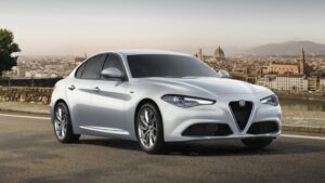 Noleggio lungo termine Alfa Romeo Giulia 2.2 TD 160 CV AT8 Super Business