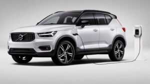 Volvo XC40 T5 Plug-In Hybrid Rech Inscrip Expr in noleggio lungo termine
